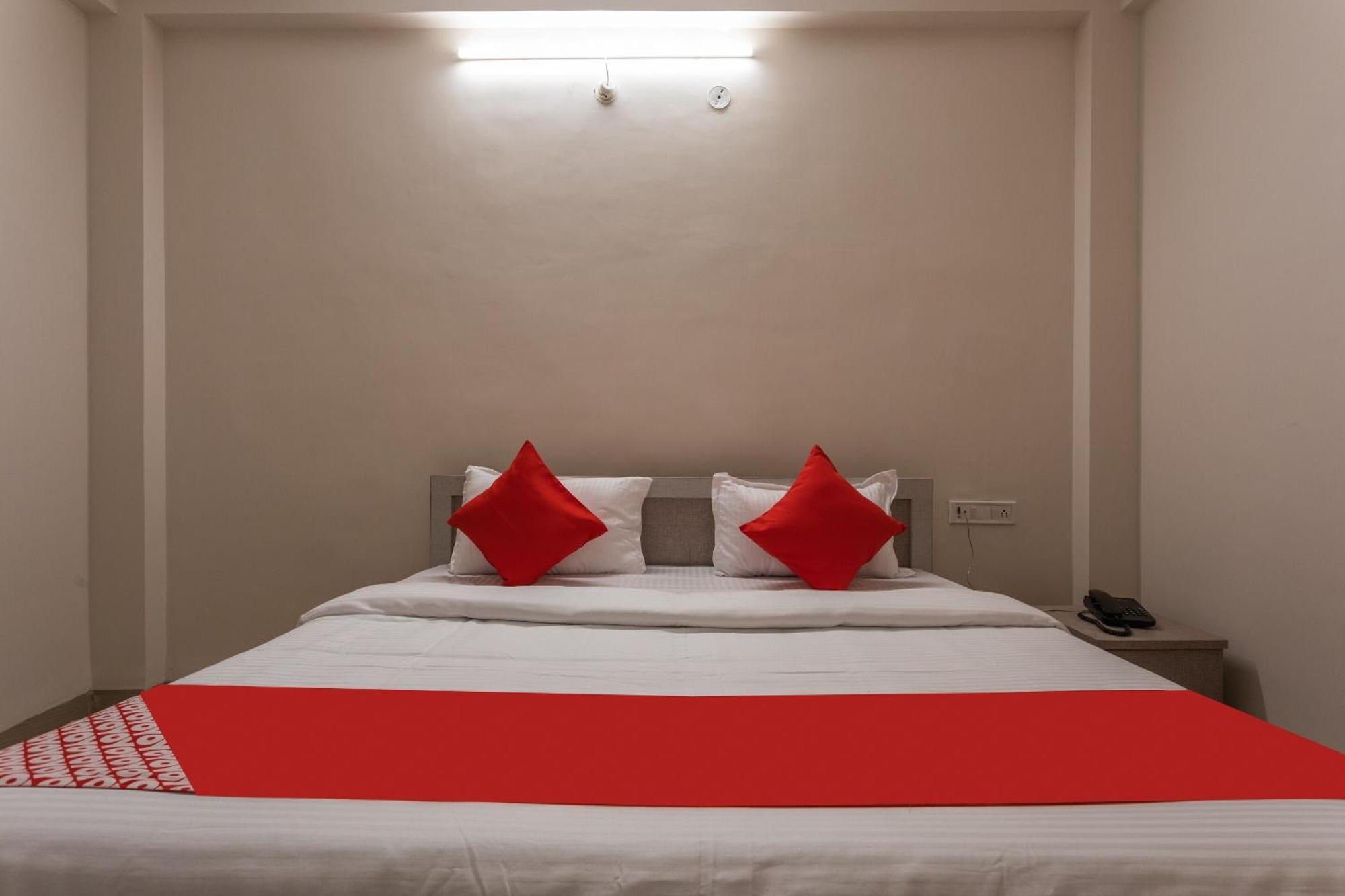 Hotel O Ocean Pearl Indore Esterno foto