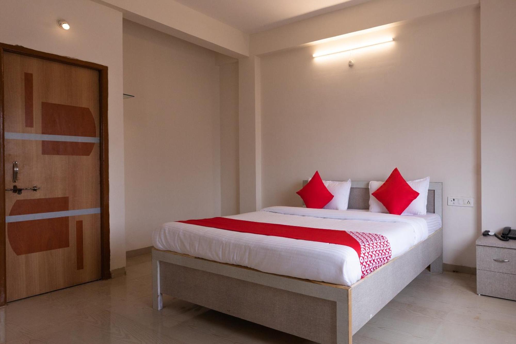 Hotel O Ocean Pearl Indore Esterno foto